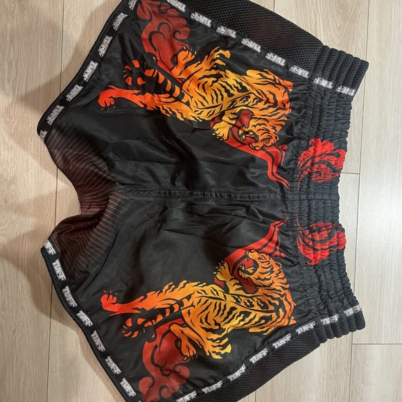TUFF MUAI THAI SHORTS - Picture 2 of 4